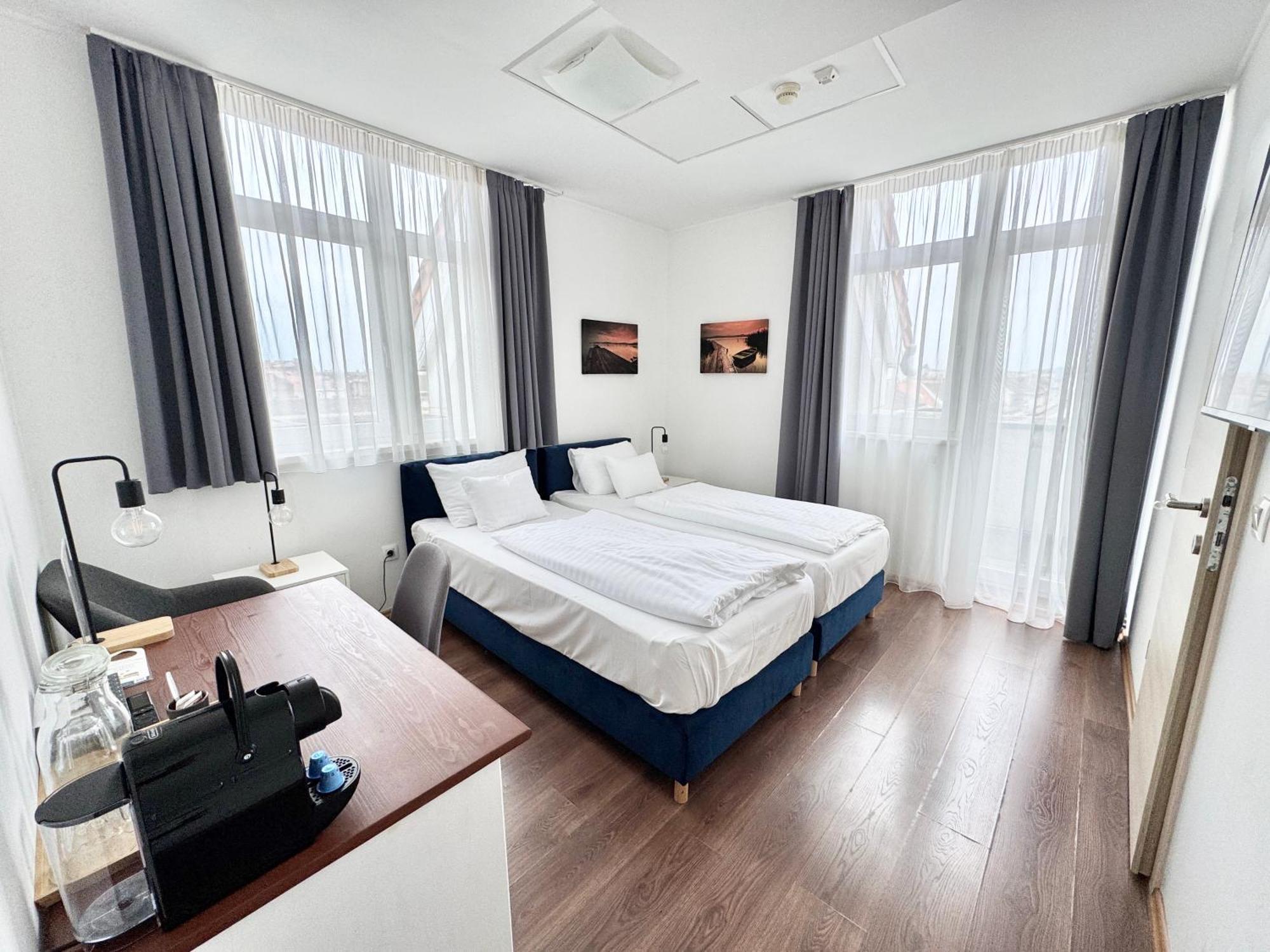 Rooftop City Residence With Underground Parking Budapest Camera foto